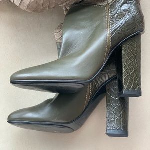 Devi Kroell Boots